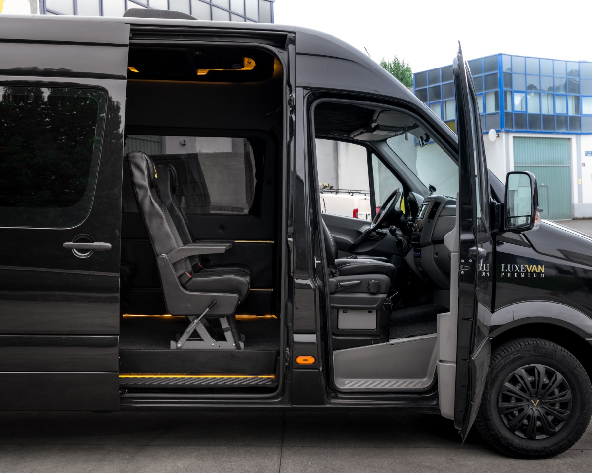 Volkswagen crafter premium Alquiler Luxevan